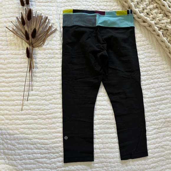 Lululemon Kids Black Capri Athletic Leggings Sz M - Picture 7 of 9